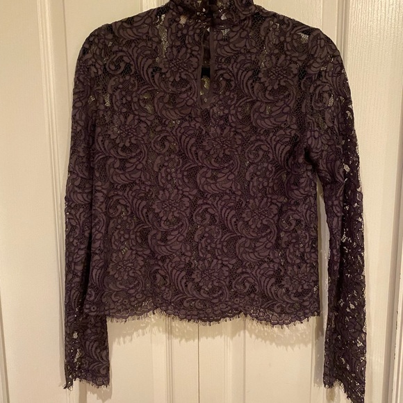 EUC Wilfred lace top - Picture 4 of 6